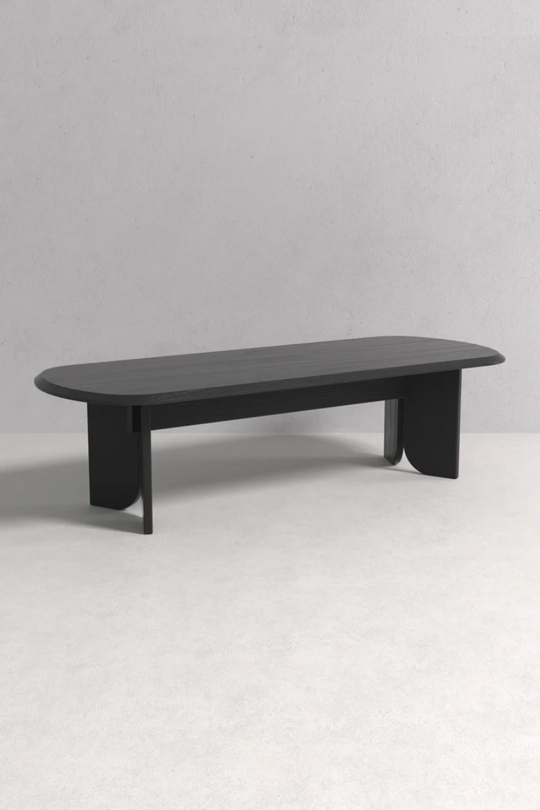 Agata dining table