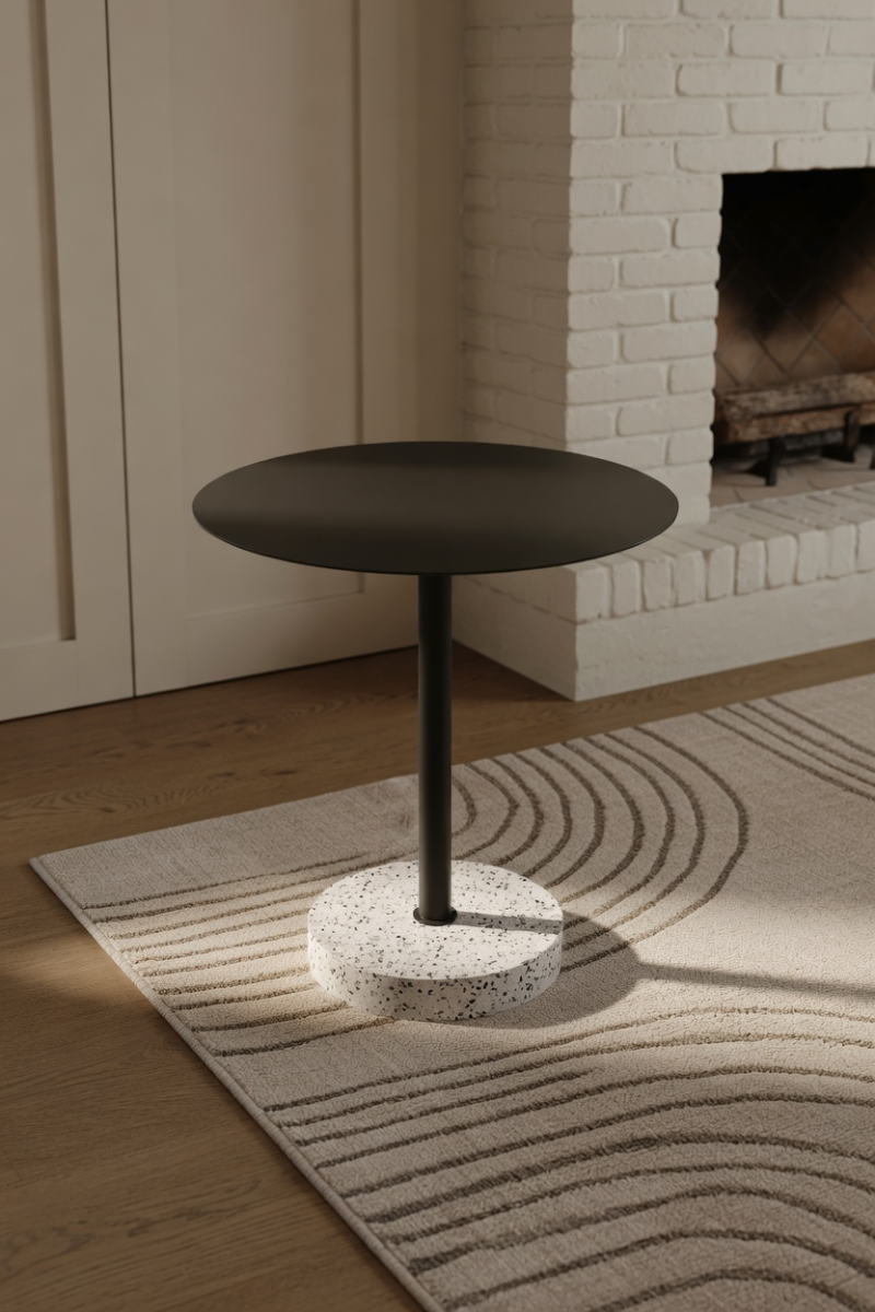 Ele dining table