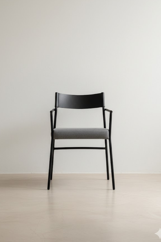 Kono dining chair