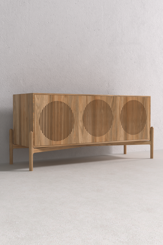 Leo Console Table fully crafted from solid oak, handcrafted by Monarca in Colombia — refined entryway or living room table.