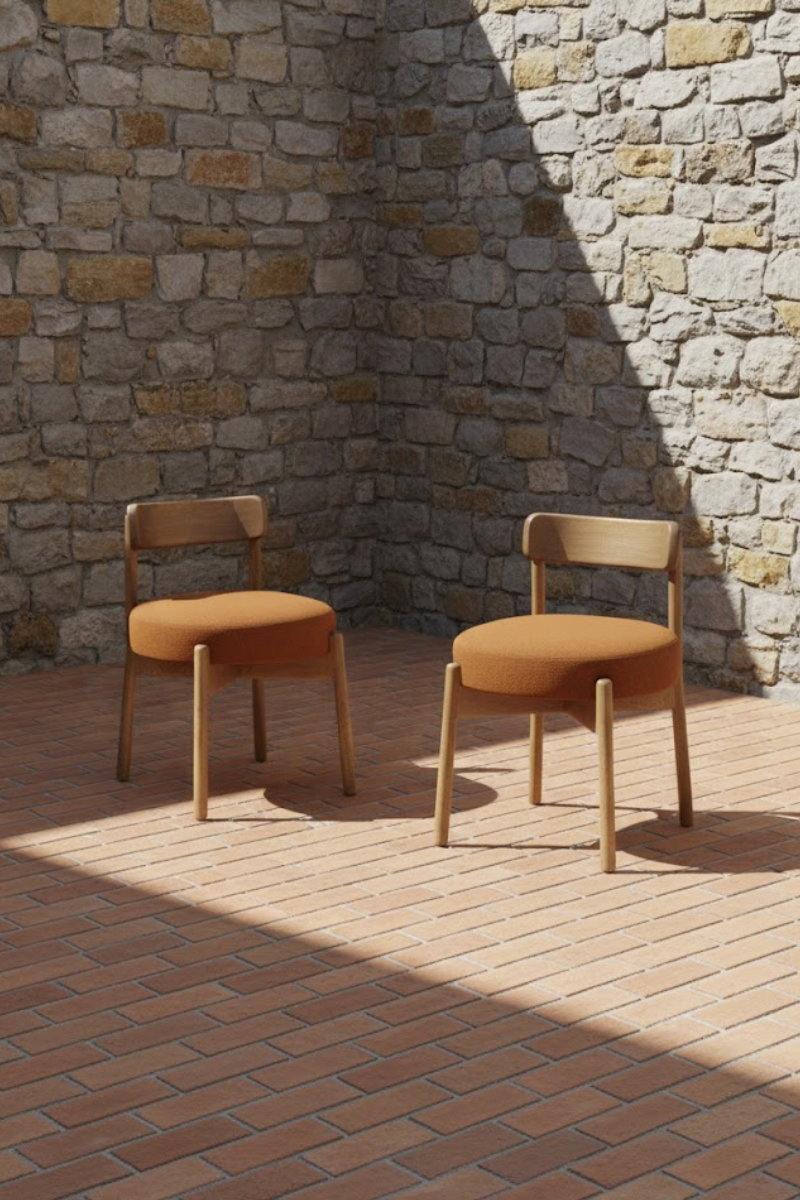 Mutu dining chair